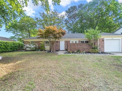 908 Amherst Ln, Virginia Beach, VA, 23464