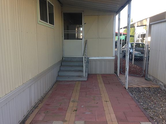 2nd image of 4610 Long Branch Dr