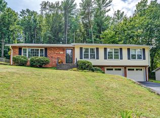 2736 Mallard Dr, Roanoke, VA 24018