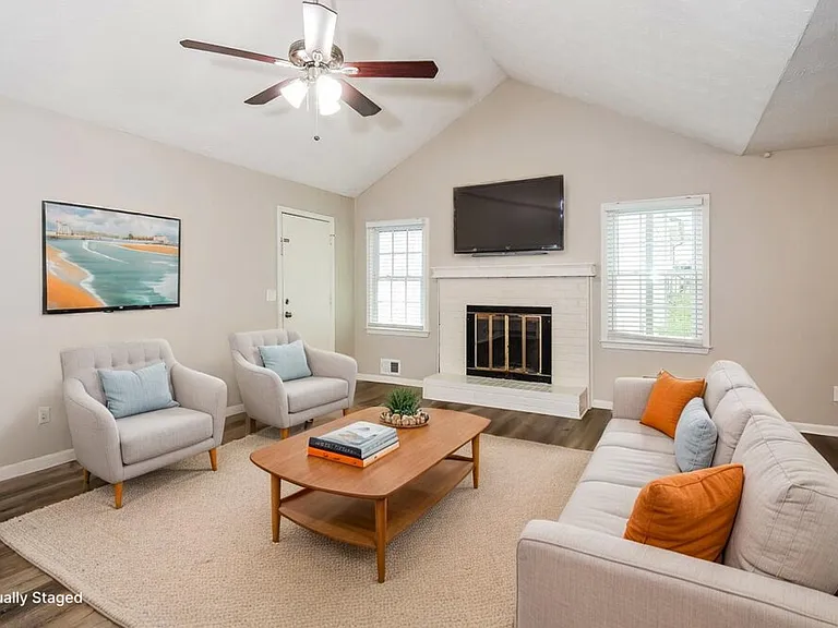 1471 Daniel Ln — Photo 4