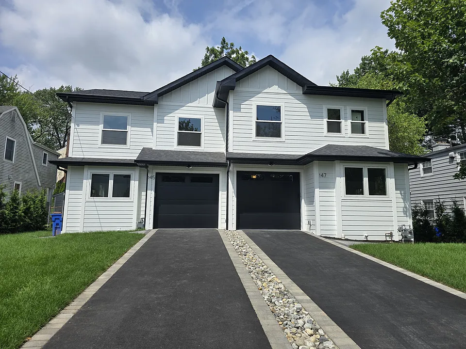 145 Tenafly Rd