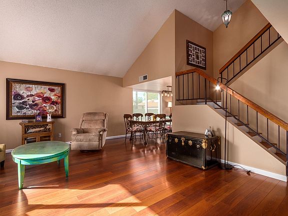 3rd image of 1316 W Irisado Cir