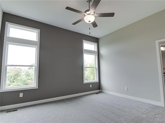 4th image of 3115 Carlisle Ct
