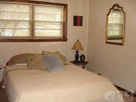 4th image of 111 Morton Dr