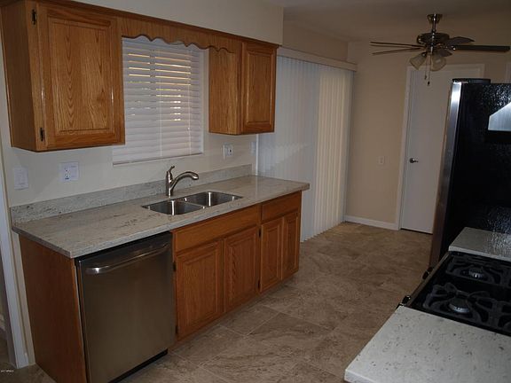 3rd image of 10424 W Audrey Dr