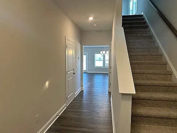 529 Eversden Dr — Photo 15