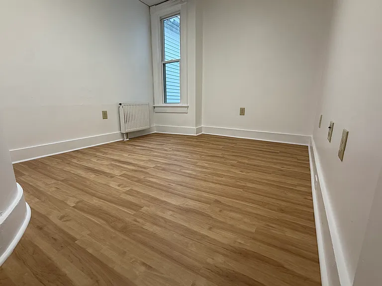 266 Ashland St #266 — Photo 8