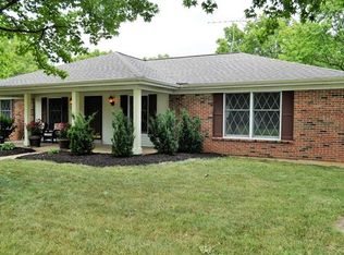 504 Meadow Green Pl, Saint Louis, MO 63141