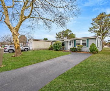 22 Limetree Drive, Manorville, NY, 11949