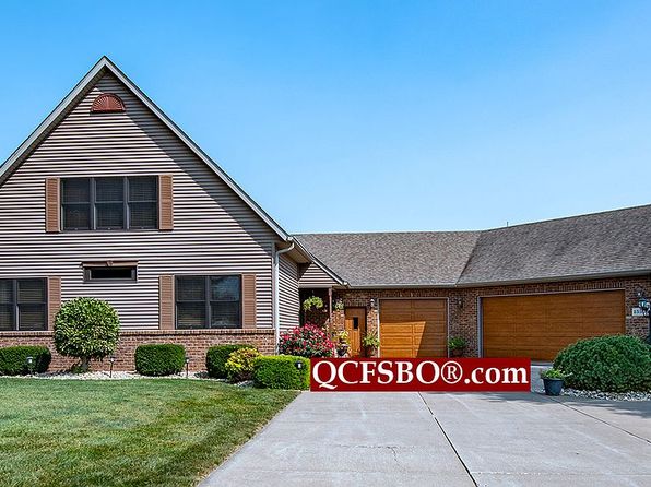 15509 108th Avenue Pl, Davenport, IA 52804