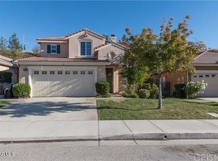 28316 Maitland Ln, Saugus, CA 91350