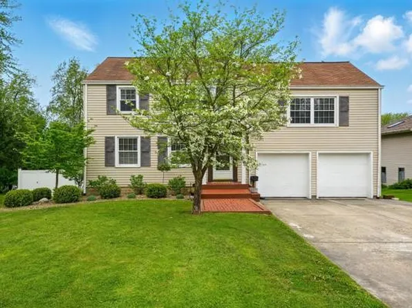 274 S Oakdale Ave, Hermitage, PA 16148