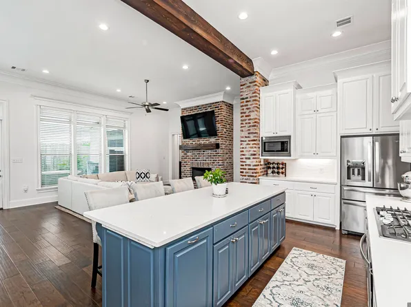 38182 Emery Ln, Prairieville, LA 70769