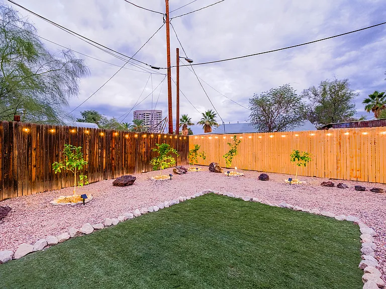 3805 N 9th St — Photo 47