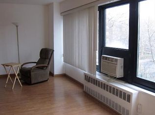 3365 14th St APT 4A, Astoria, NY 11106