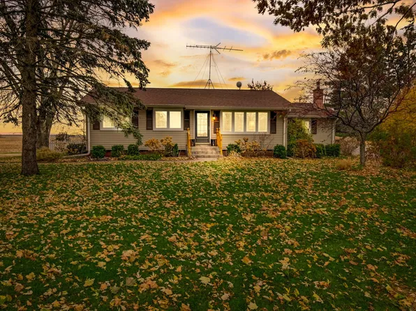 25303 Kishwaukee Valley Rd, Marengo, IL 60152