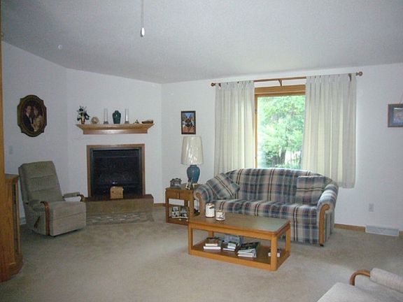2nd image of 9310 Camilla Ct