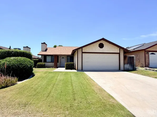 1012 Orangewood St, Bakersfield, CA 93306