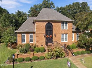 98 Garden Dr, Jackson, TN 38305