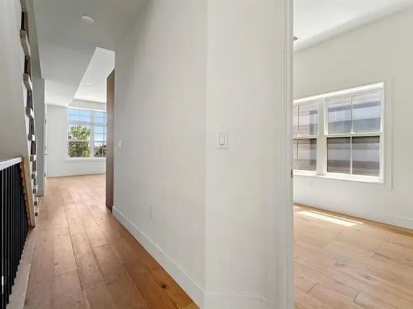 90 East 27th Street image 26 of 43