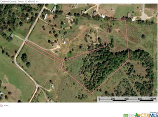 715 Thompson Rd, Dale, TX 78616