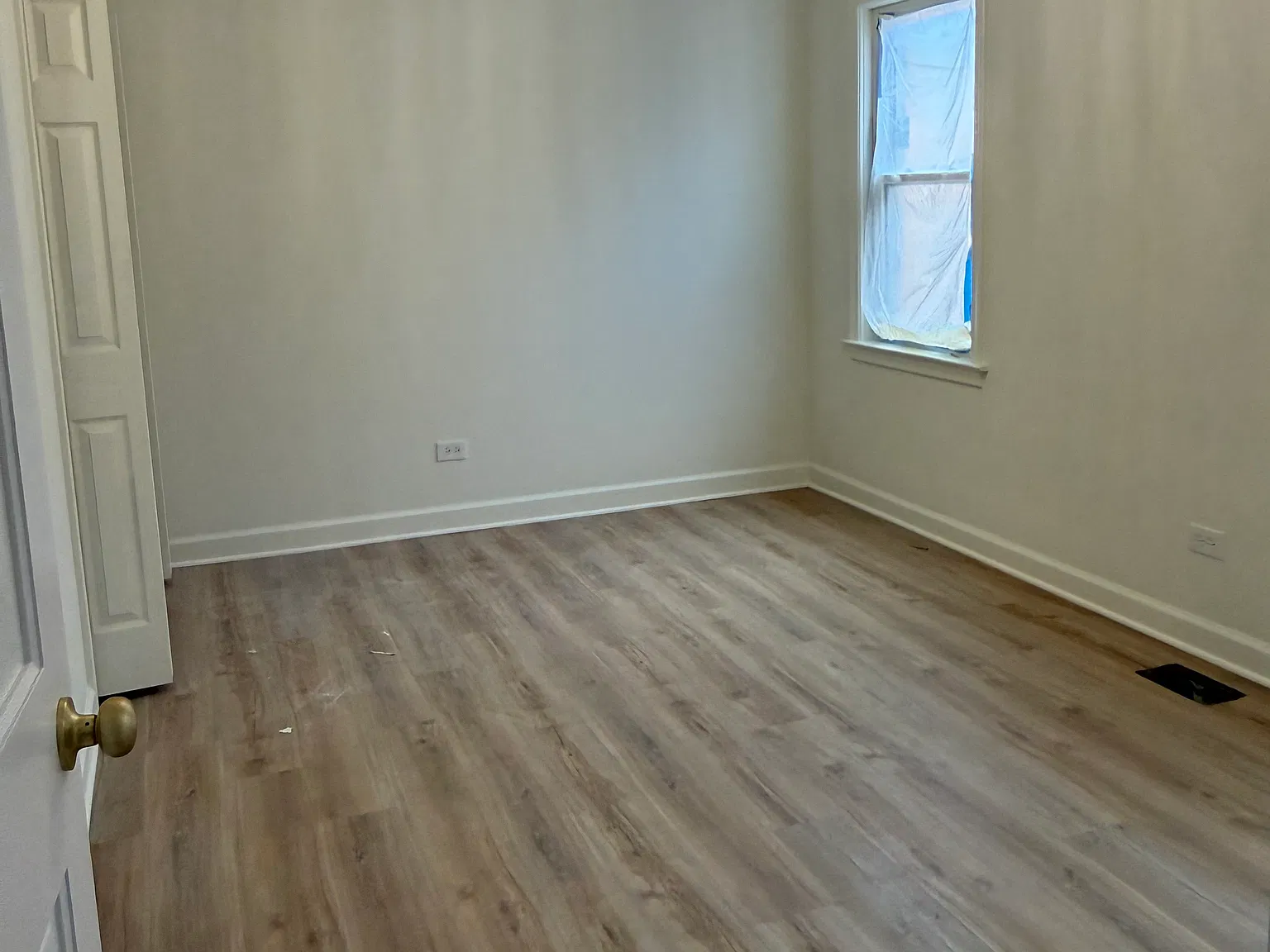 2 bed, $2,300 — Photo 1
