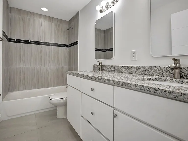 1102 S 20th Ave #1102 — Photo 14