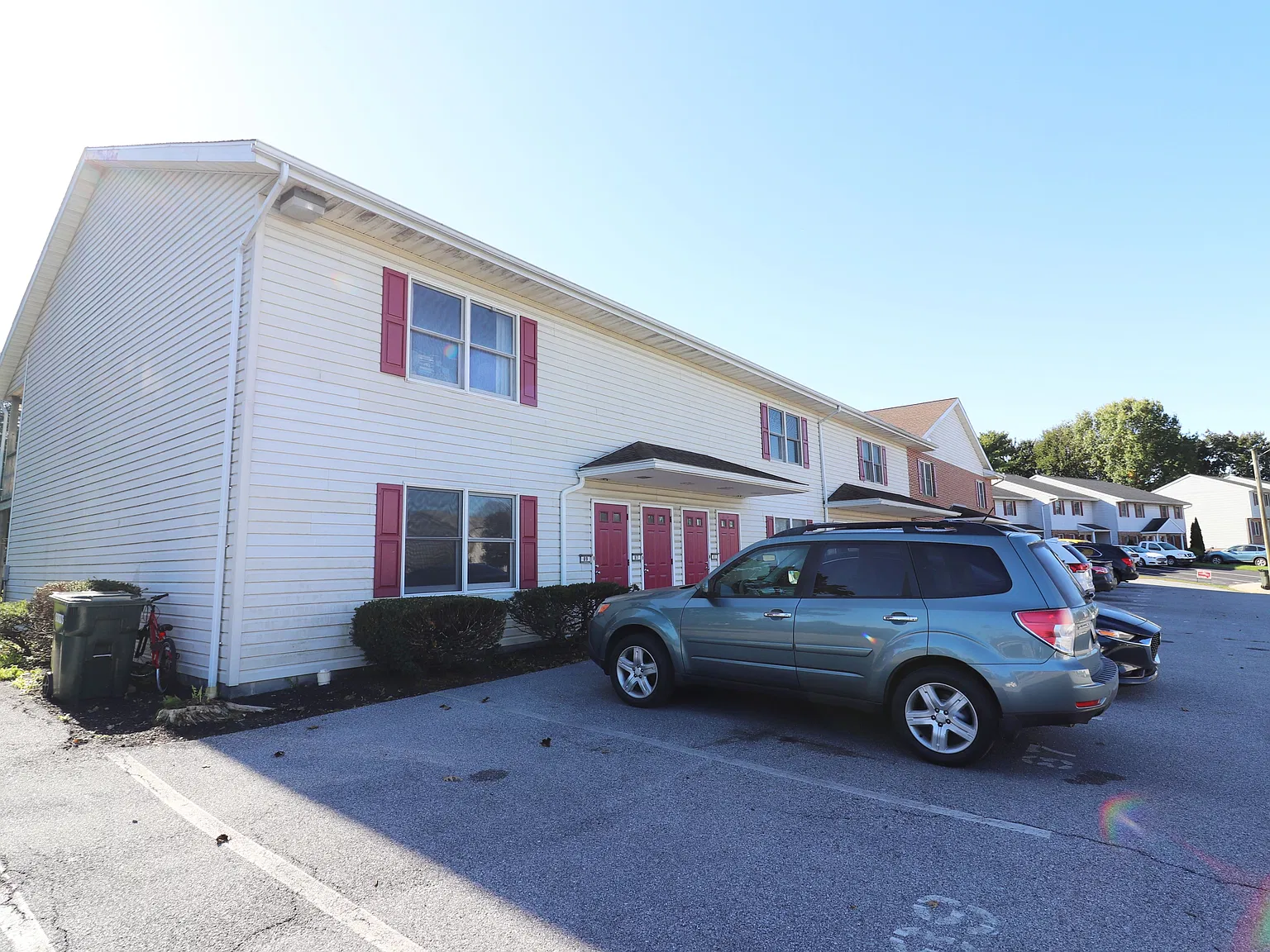 2 bed, $1,295 — Photo 1