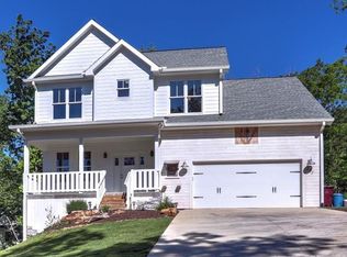 297 Pirkle Leake Rd, Dawsonville, GA 30534