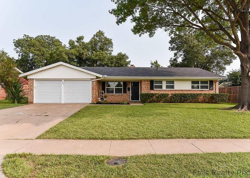1st image of 4102 Berwick Dr