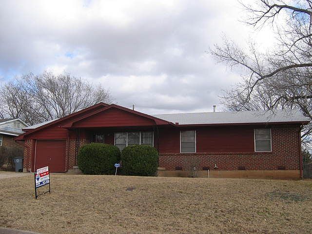 2nd image of 2307 NW 45th St