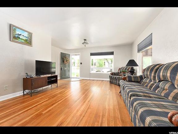 4th image of 2168 S Broadmoor St