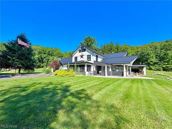 3rd image of 37250 Chardon Rd