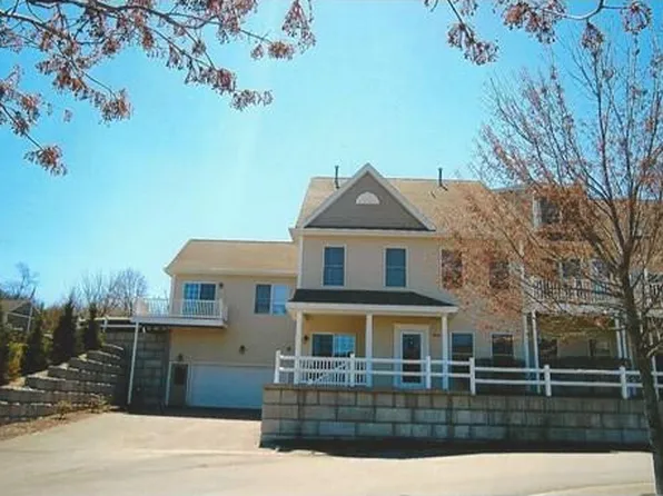 308 Autumn Ridge Dr, Ayer, MA 01432