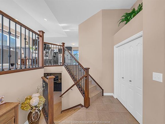 2nd image of 462 Welsh Ave