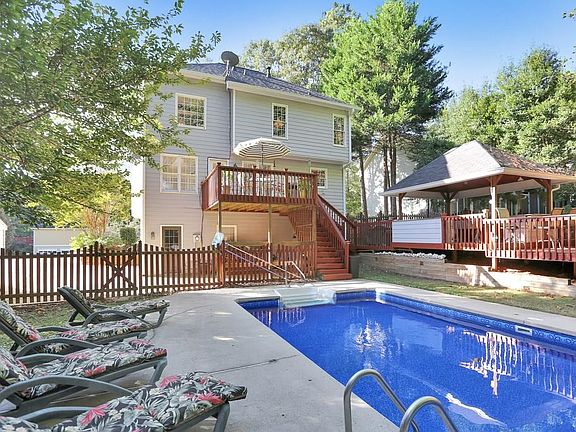 5th image of 1125 Etowah Valley Ln