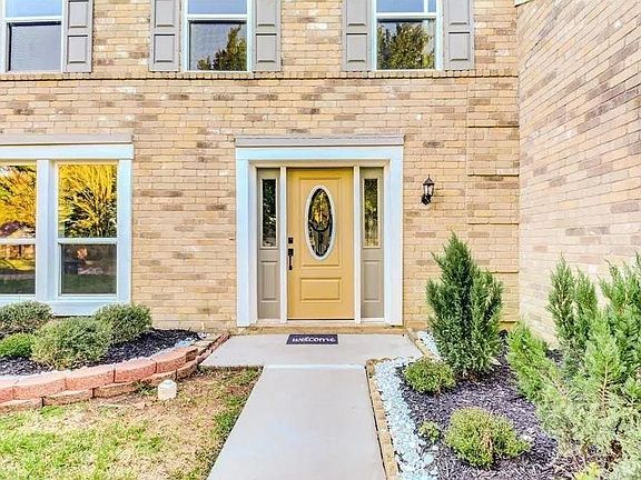 5th image of 3326 Hidden Creek Dr