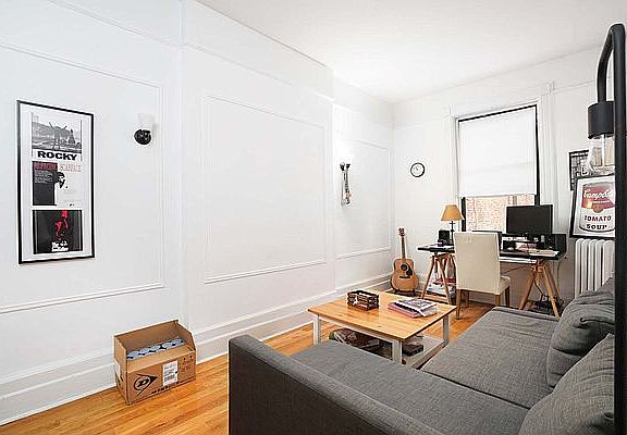 5th image of 102 W 86th St #3S