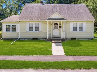26 S Park Ter, Northampton, MA 01060
