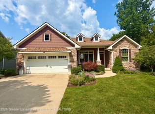 6271 Fenwick Ct, East Lansing, MI 48823