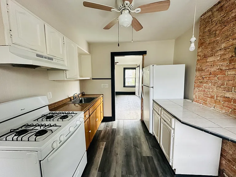 78 Garden St #B — Photo 7