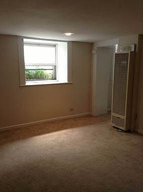 4th image of 20 Saint Louis Pl APT B3