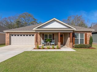 221 Chinkapin Dr, Dothan, AL 36301