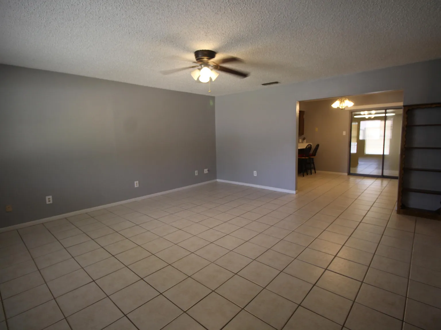 721 Water Crest Circle - 1 — Photo 2