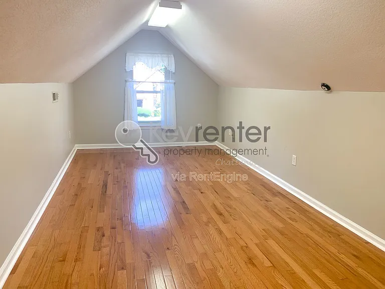7716 Royal Harbour Cir — Photo 27