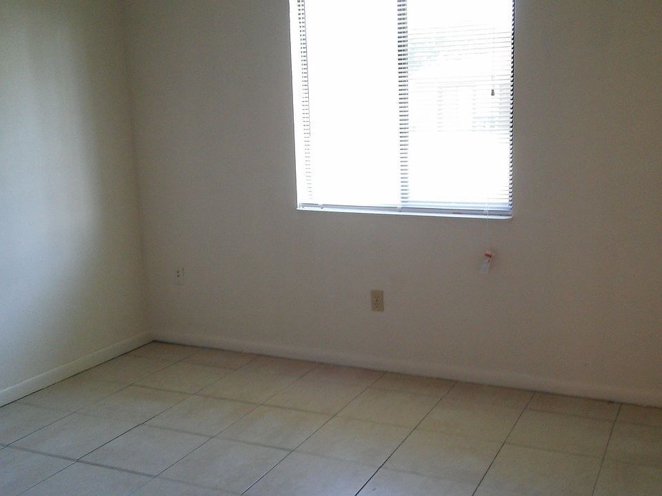 2nd image of 1050 Fiske Blvd #1206