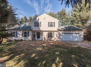 4 Esuark Cir, Edgewater, MD 21037