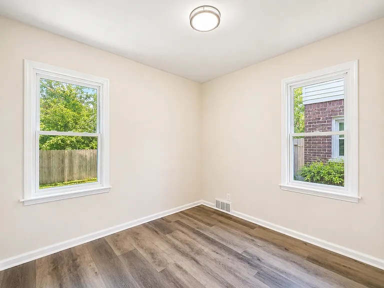 12719 Wade St — Photo 14