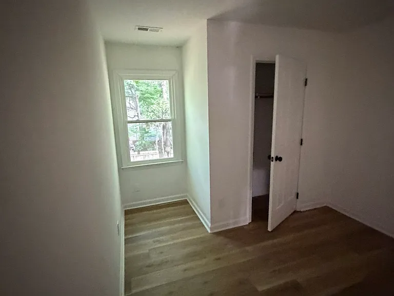 9412 Dominion Blvd — Photo 36