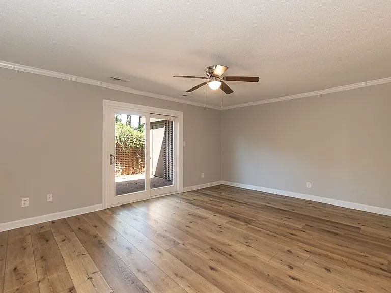 1209 Manassas Ct #C — Photo 16